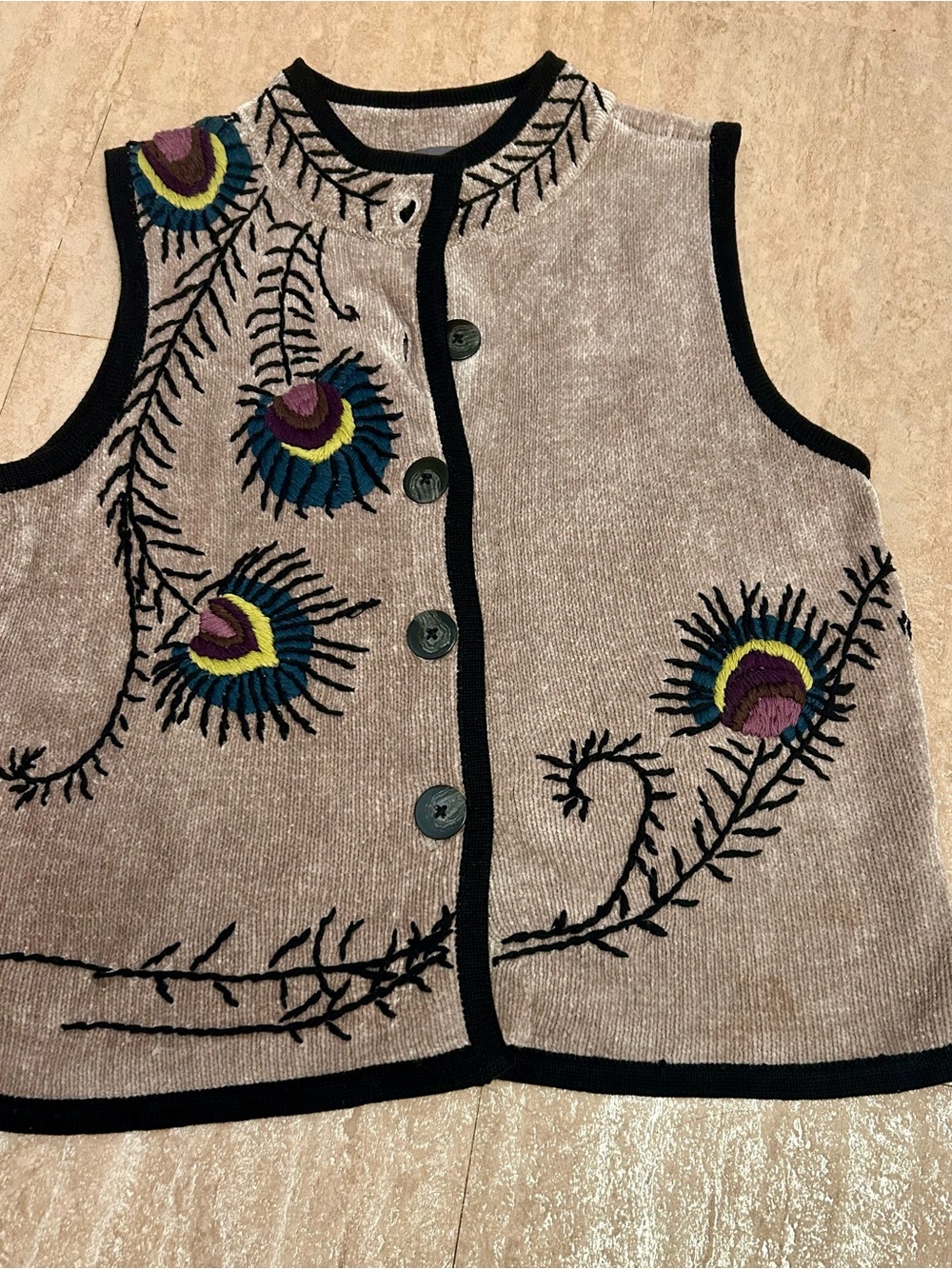 Vintage Lisa Nichols Feather Peacock Embroidered Soft Vest S